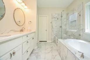 35 S Marshside Pl, Spring, TX 77389 - Photo 14