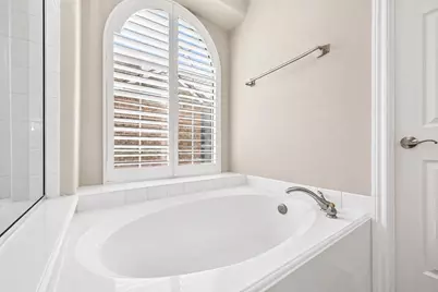 11906 Mariposa Canyon Drive, Tomball, TX 77377 - Photo 18