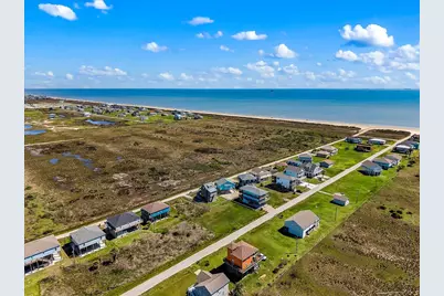 938 Melody Lane, Crystal Beach, TX 77650 - Photo 30