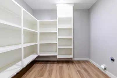 9529 Fairland Drive, Houston, TX 77051 - Photo 6