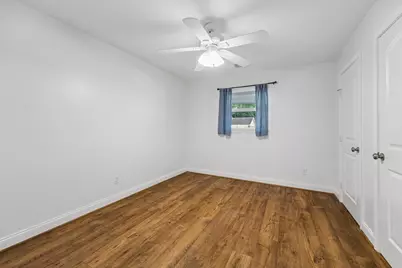 5926 Kuldell Drive, Houston, TX 77074 - Photo 18