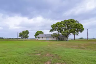 9747 N Co Rd 393, Louise, TX 77455 - Photo 22