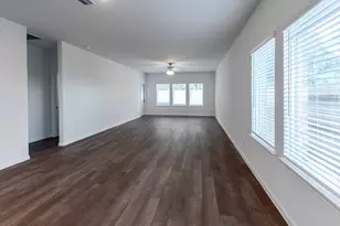 22007 Blue Sky Wy, Splendora, TX 77372 - Photo 2