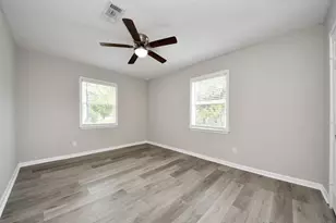 1026 16th Ave N, Texas City, TX 77590 - Photo 28