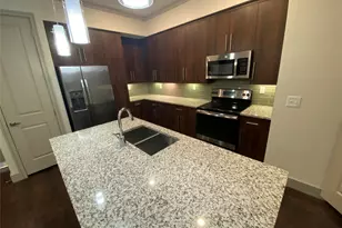 1800 St Joseph Pkwy, Houston, TX 77003 - Photo 1