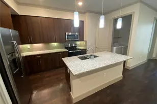 1800 St Joseph Pkwy, Houston, TX 77003 - Photo 2