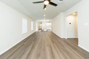 15634 Agave Vly Trl, Houston, TX 77090 - Photo 8