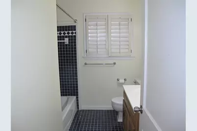 5125 Locust Street, Bellaire, TX 77401 - Photo 12