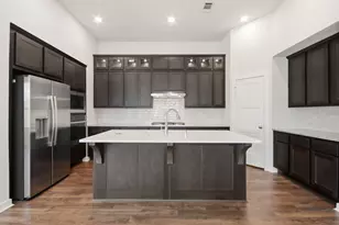 13105 Brg Crst Dr, Conroe, TX 77302 - Photo 2