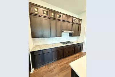 13105 Bridge Crest Drive, Conroe, TX 77302 - Photo 4