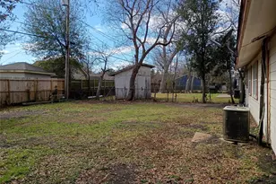 811 Loper St, Houston, TX 77017 - Photo 6