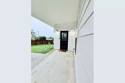 810 Brown Street, Brenham, TX 77833 - Photo 4