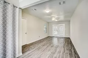 1516 Story St, Houston, TX 77055 - Photo 8