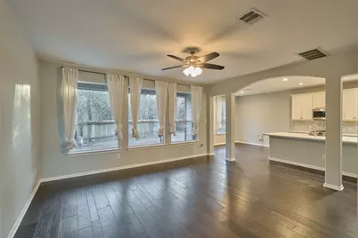 87 Benedict Canyon Loop, The Woodlands, TX 77382 - Photo 10