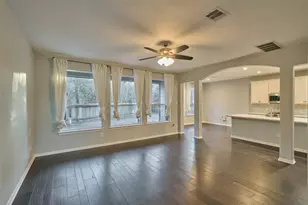 87 Benedict Canyon Loop, The Woodlands, TX 77382 - Photo 10