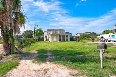 7003 Schlitz Lane #B, Hitchcock, TX 77563 - Photo 14