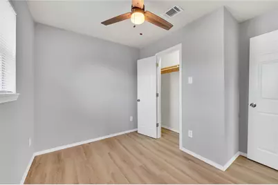 7003 Schlitz Lane #B, Hitchcock, TX 77563 - Photo 8