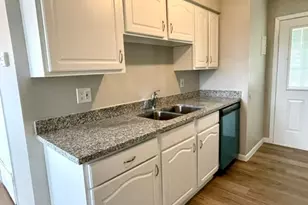 1914 Larrabee St, Seabrook, TX 77586 - Photo 6