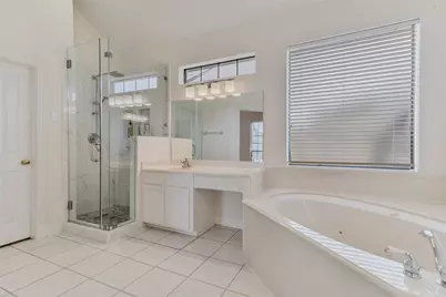 226 Moss Rose Lane, Lake Jackson, TX 77566 - Photo 16