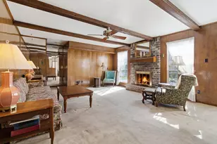 211 Shenandoah Dr, Shenandoah, TX 77381 - Photo 10