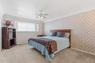 211 Shenandoah Dr, Shenandoah, TX 77381 - Photo 18