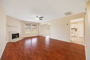 8211 Scarlet Tanager Dr, Humble, TX 77396 - Photo 2