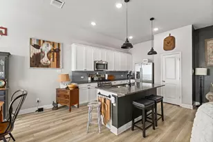 2001 Vineyard Pass, Brenham, TX 77833 - Photo 10