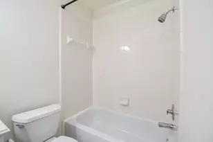 1622 W 25th St, Houston, TX 77008 - Photo 18