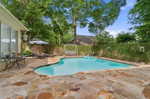 901 Longmire Rd, Conroe, TX 77304 - Photo 4