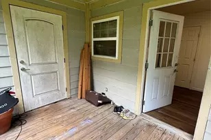 1011 10th St, Huntsville, TX 77320 - Photo 16