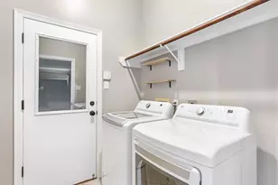 7507 Omaha Dr, Baytown, TX 77521 - Photo 16