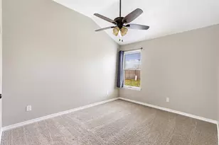 7507 Omaha Dr, Baytown, TX 77521 - Photo 18