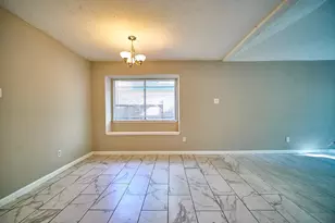 2314 Pebbledowne Cir, Sugar Land, TX 77478 - Photo 8