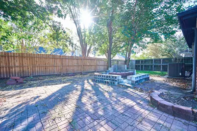 2314 Pebbledowne Circle, Sugar Land, TX 77478 - Photo 30