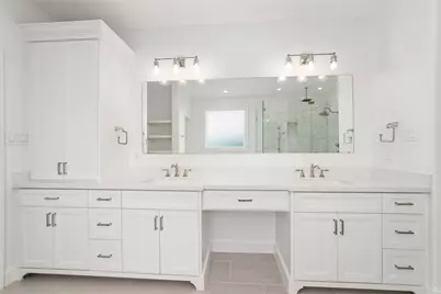 319 E 26th Street, Houston, TX 77008 - Photo 32