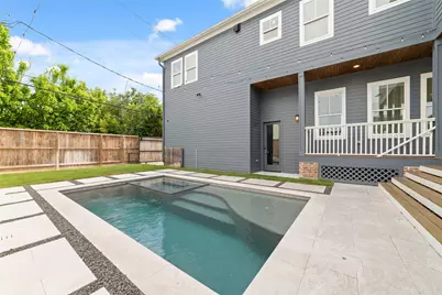 319 E 26th Street, Houston, TX 77008 - Photo 24
