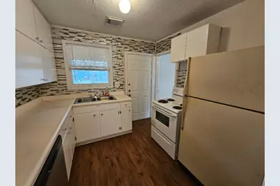 1013 W Snyder Street, Alvin, TX 77511 - Photo 8