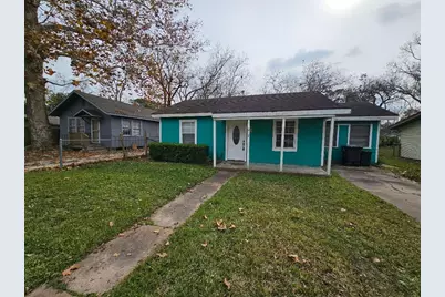 1013 W Snyder Street, Alvin, TX 77511 - Photo 1