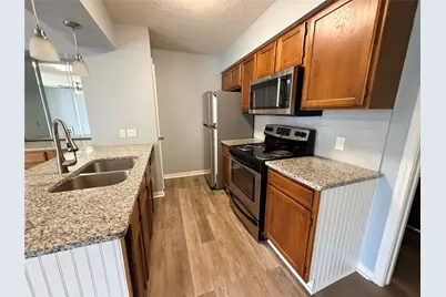 2402 Sycamore Avenue #D6, Huntsville, TX 77340 - Photo 8