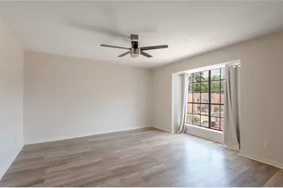 2402 Sycamore Avenue #D6, Huntsville, TX 77340 - Photo 10