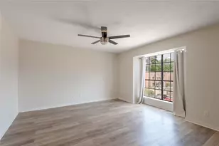 2402 Sycamore Ave, Huntsville, TX 77340 - Photo 10