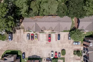 2402 Sycamore Ave, Huntsville, TX 77340 - Photo 6