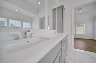 2705 Maxroy St, Houston, TX 77007 - Photo 36