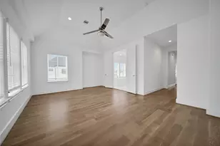 2705 Maxroy St, Houston, TX 77007 - Photo 32