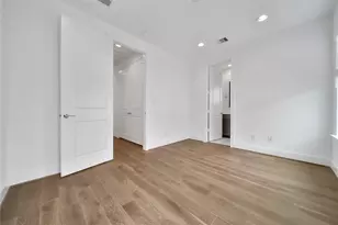 2705 Maxroy St, Houston, TX 77007 - Photo 28