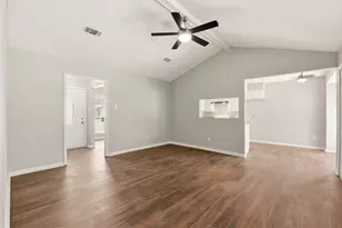 3120 Royal St, Baytown, TX 77521 - Photo 8