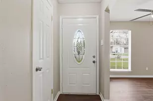 3120 Royal St, Baytown, TX 77521 - Photo 6