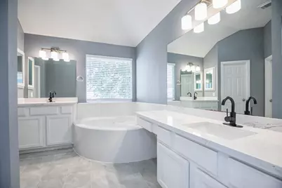 18135 Somerset Knolls, Houston, TX 77094 - Photo 20