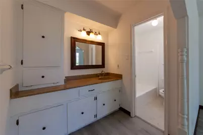 8826 Roos Road, Houston, TX 77036 - Photo 16