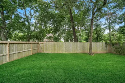 7019 Pleasure Lake Drive, Willis, TX 77318 - Photo 26